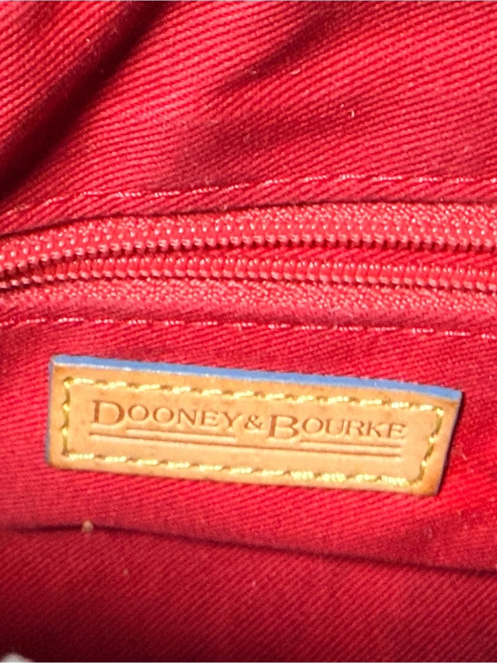 Rare Dooney & Bourke Bee Collection 1975 Small Hobo Shoulder Bag Rainbow Zipper